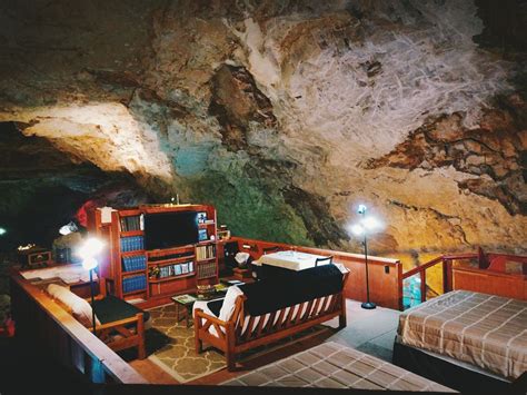 Grand Canyon Caverns & Inn